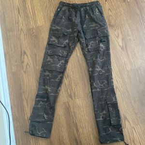Green army cargo pants